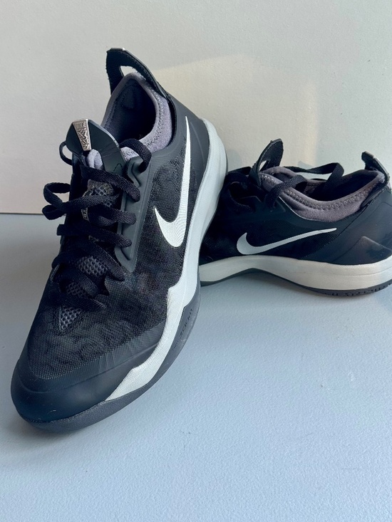 Nike Other - Nike Zoom Crusader - Black Metallic Silver (Sz 8 Men )